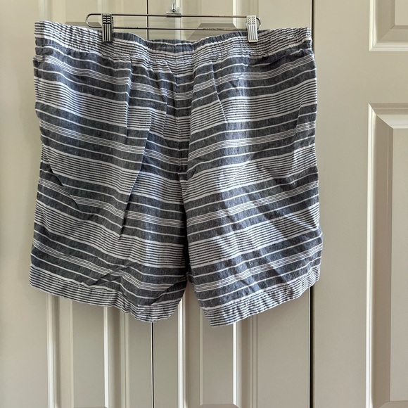 J. Jill Blue and White Striped Linen Shorts - Size XL - Picture 7 of 10